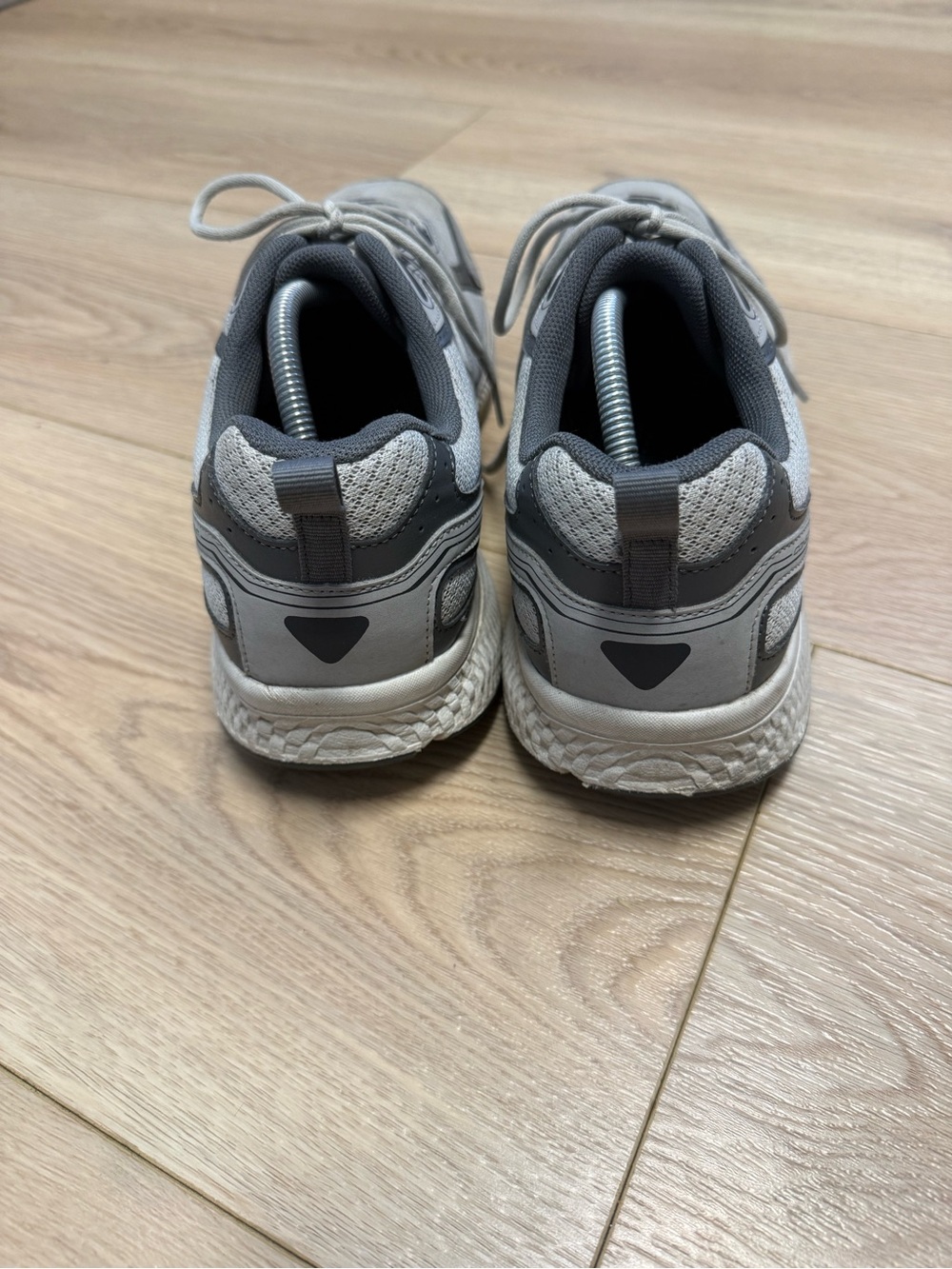Skechers Men's GOrun Consistent athletic running shoes Grey Size 11.5 - Picture 2 of 11
